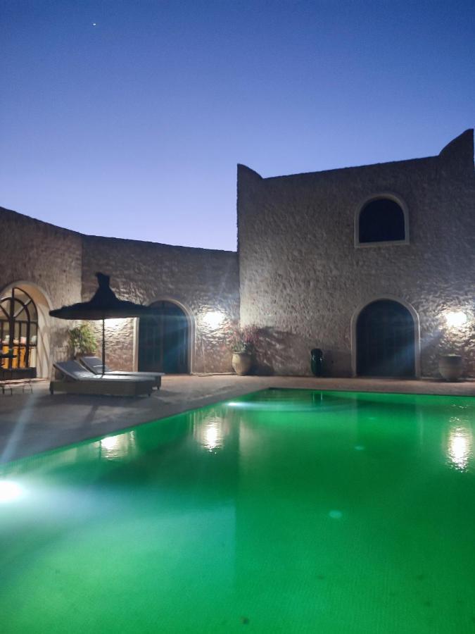 Riad Bini-Ddik Эс-Сувейра Экстерьер фото